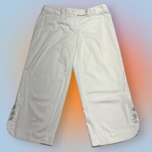 WHBM Women’s 8 White SLIM CAPRI Pant